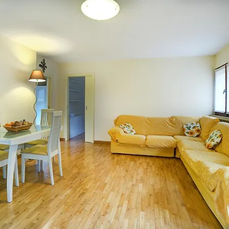 Daire Attic Luna Blu